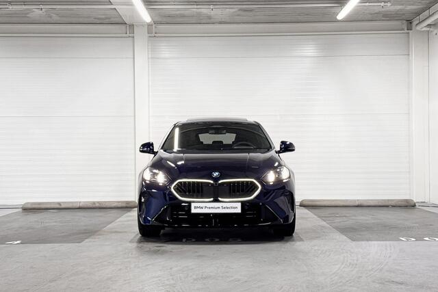 BMW 1-SERIE 120 | M-Sport Pro | Innovation Pack | Driving Assistant | Parking Assistant Plus | Harman/Kardon | Panoramdak | Comfort Access