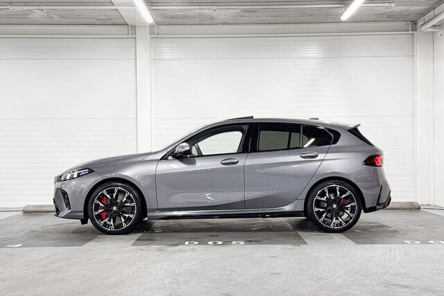 BMW 1-SERIE 120 | M-Sport Pro | Premium Pack | Driving Assistant | Harman/Kardon | Panoramadak | Comfort Access l Huisselectie