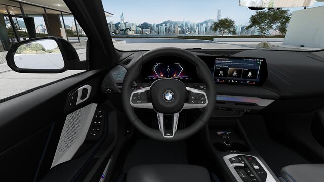 BMW 1-SERIE 120 M Sport Automaat / Sportstoelen / Achteruitrijcamera / Adaptieve LED / M Adaptief onderstel / Comfort Access