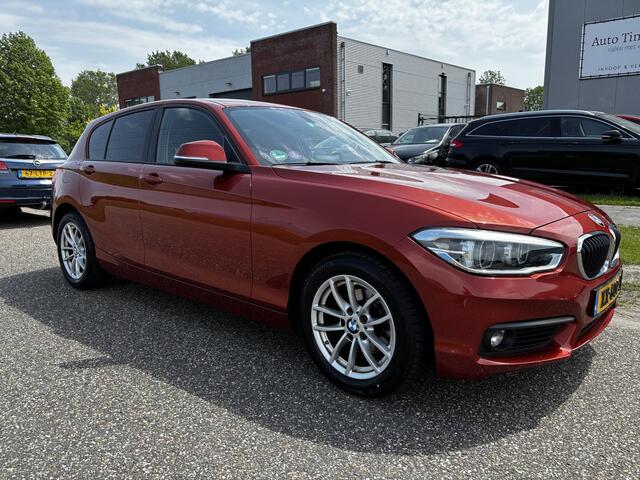 BMW 1-SERIE 118i Executive AUTOMAAT SUPER MOOIE AUTO!!!