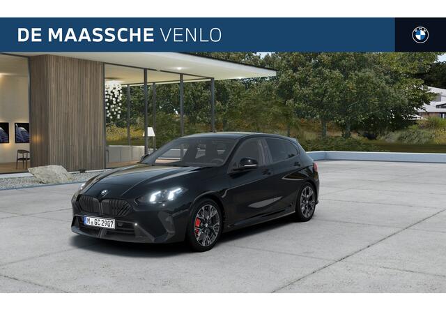 BMW 1-SERIE 120 M Sport Automaat / Sportstoelen / Adaptieve LED / Achteruitrijcamera / Comfort Access / M Adaptief onderstel / Stoelverwarming