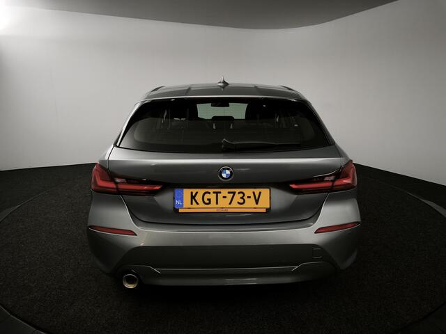 BMW 1-SERIE 116i High Executive Navigatie | Climate control