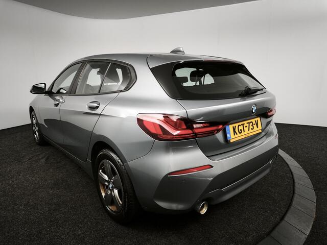 BMW 1-SERIE 116i High Executive Navigatie | Climate control