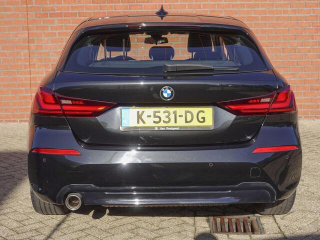 BMW 1-SERIE 118i Executive Edition Navigatie Apple Carplay/Android Auto Adaptive Cruise Control Parkeersensoren Full LED Virtual Cockpit Climate Control