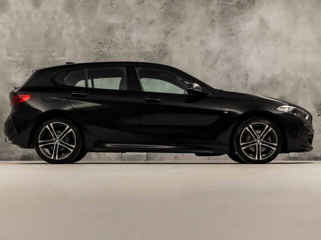 BMW 1-SERIE 118i M Sport High Executive Automaat (KUIPSTOELEN, M PAKKET, APPLE CARPLAY, CAMERA, LEDER, SPORTSTOELEN, STOELVERWARMING, CRUISE, NIEUWSTAAT)