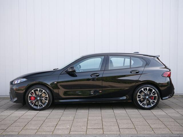 BMW 1-SERIE 116 automaat 123pk M Sportpakket Pro Stoelverwarming / Camera / Keyless entry