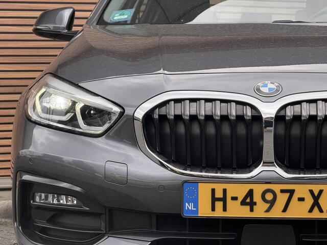 BMW 1-SERIE 118i Executive Edition Navi / Carplay / Lm Velgen / Sportstoelen