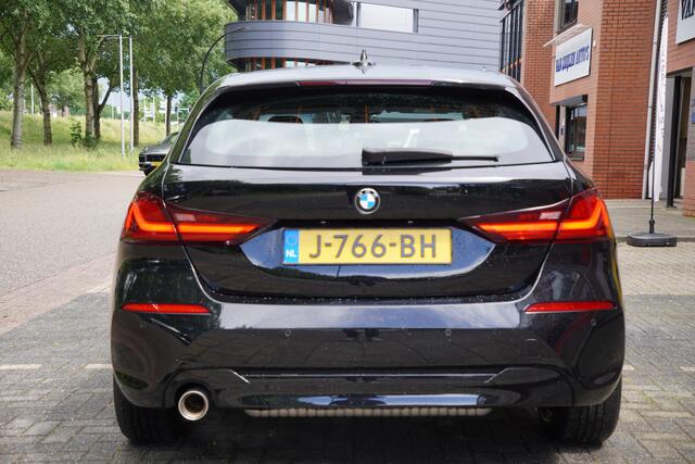 BMW 1-SERIE 118i Executive Edition / BTW / Automaat / Led / Navi / Cruise /