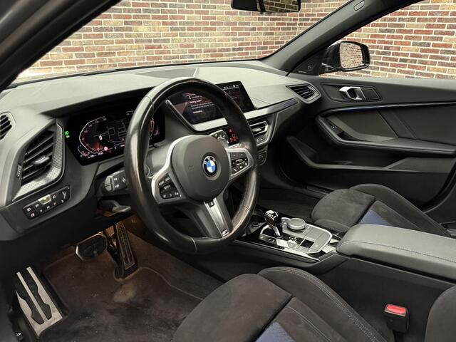 BMW 1-SERIE 120i M Pakket Panorama Kuip H/K Camera Dealer Garantie