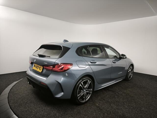 BMW 1-SERIE 118i Business Edition | M-Sportpakket | Navigatie | Climate Control | Apple CarPlay / Android Auto |