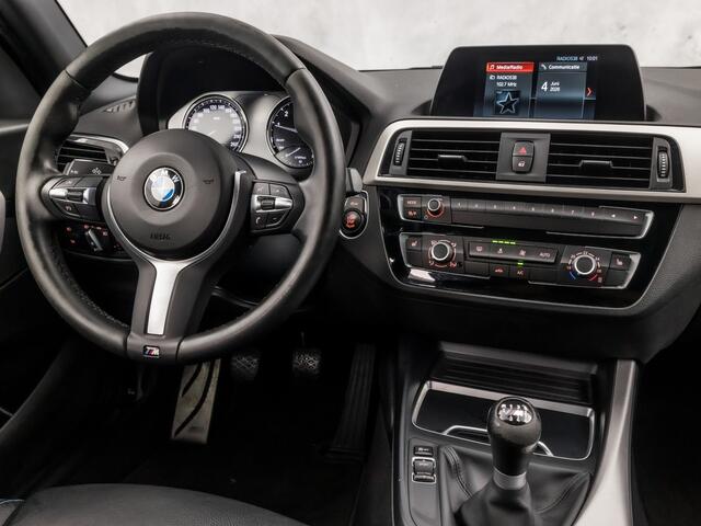 BMW 1-SERIE 118i Edition M Sport Shadow High Executive 136 Pk (SCHERM, STOELVERWARMING, BLUETOOTH, LM VELGEN, LEDEREN SPORTSTOELEN, NIEUWE APK, NIEUWSTAAT)