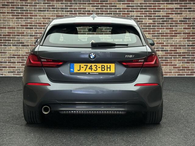 BMW 1-SERIE 118i Executive Edition Sport Line Automaat BMW Dealer Garantie BTW AUTO