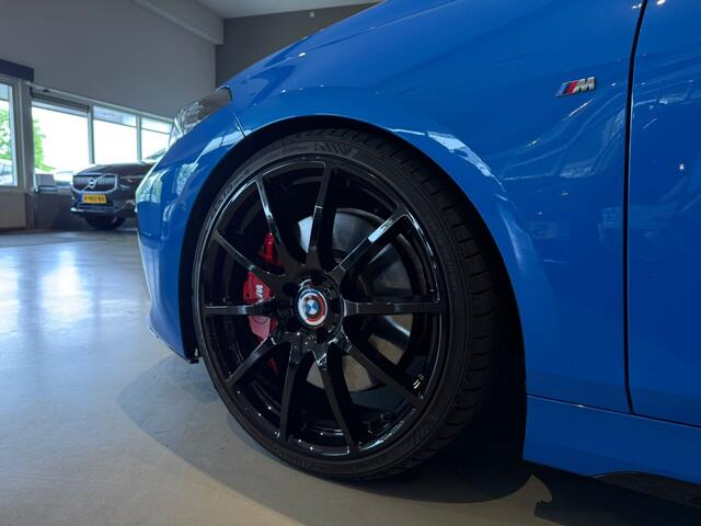BMW 1-SERIE M135i xDrive Edition M Performance Panodak HUD Maxton Camera Keyless