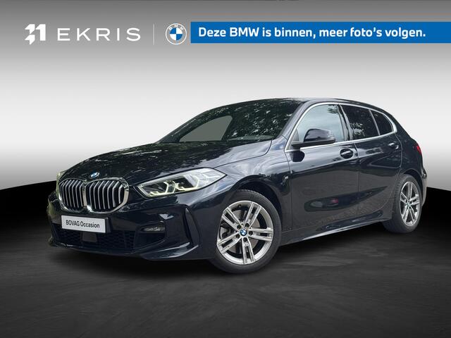 BMW 1-SERIE 120i | Model M Sport | Executive | 17 inch LM Dubbelspaak M | Extra getint glas | HiFi System