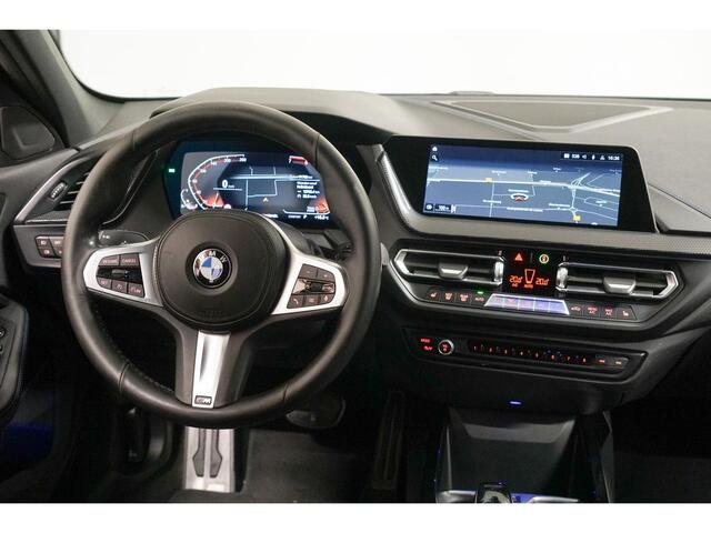 BMW 1-SERIE 118i M-Sport | Head Up | Hifi | Stoelverwarming