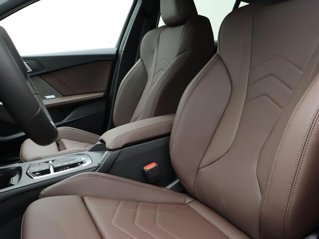 BMW 1-SERIE 120 M Sport Design Edition | M Sportpakket Pro | Premium Pack | Stuurwielrand Verwarmd | Driving Assistant | Harman Kardon | 19''
