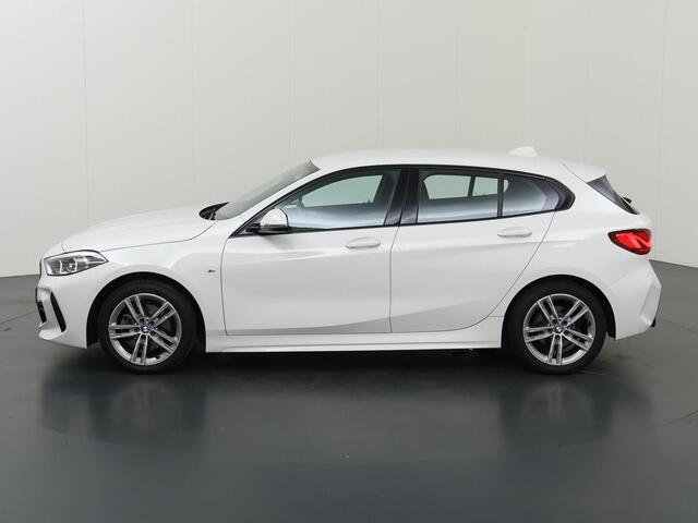 BMW 1-SERIE 118i Executive Edition M-Sport | Virtual Cockpit | Navigatie | Cruise Control | Climate Control | Parkeersensoren |