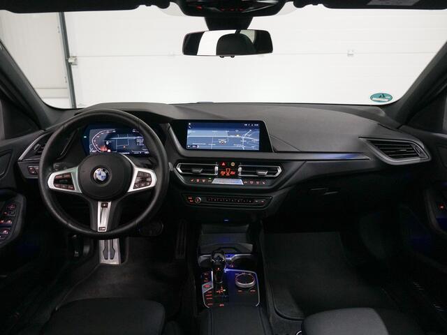 BMW 1-SERIE 118i M-Sport | Panoramadak | 18"