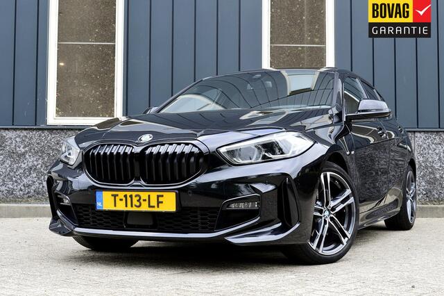 BMW 1-SERIE 118i M-Sport Rijklaarprijs-Garantie Panorama dak Sport Interieur Led Camera Live cockpit pro