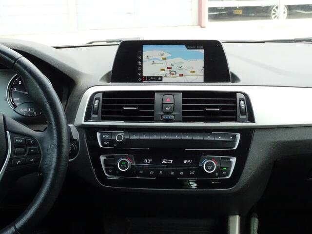 BMW 1-SERIE 118i Executive | LED | Navi | Bluetooth