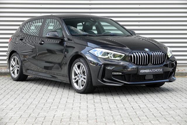 BMW 1-SERIE 118i High Executive M-Sport | Carplay | Stoelverw. | DAB | Live Cockpit |