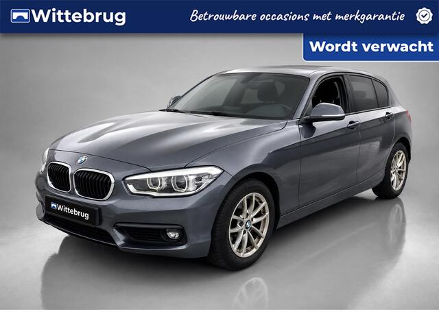 BMW 1-SERIE 118i Executive / Navigatie / Climate controle / Parkeersensoren achter / Lichtmetaal 16 inch /