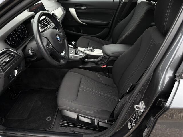 BMW 1-SERIE 118i Executive Aut. | Nav | Sportstuurwiel | Climate control | L