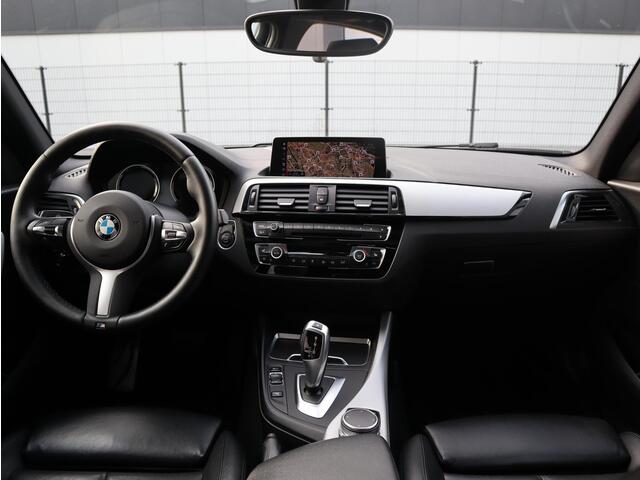 BMW 1-SERIE 118i | M Sportpakket | Pano | Trekhaak | Orig. NL!