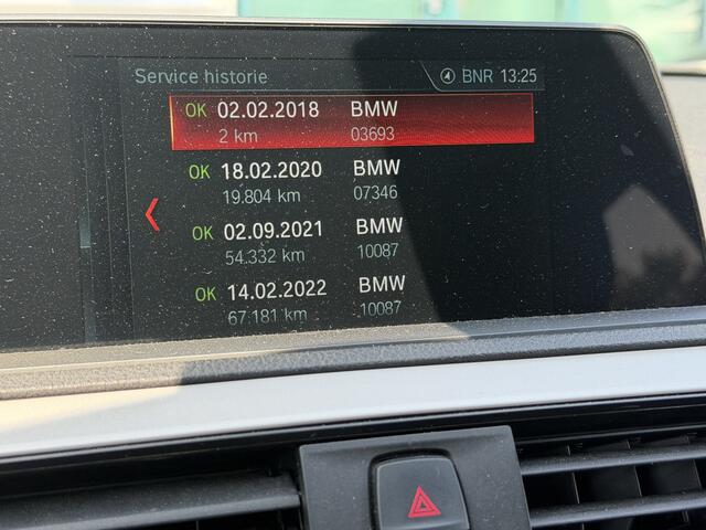 BMW 1-SERIE 118i Executive / Automaat / NAP / LED / Navi / Pdc