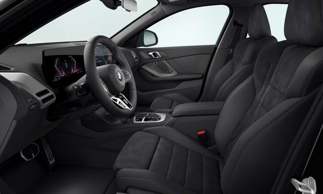 BMW 1-SERIE 120 M-Sport Pro | 18" | Camera | Panorama | 2026