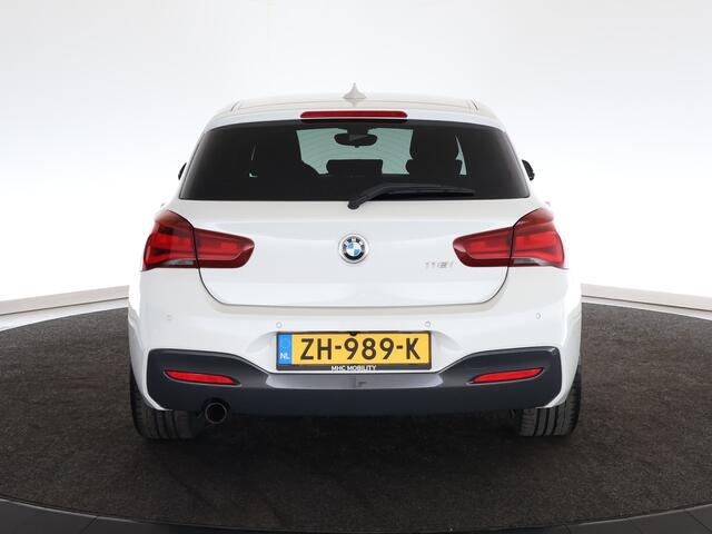 BMW 1-SERIE 118i Edition M Sport Shadow High Executive | M- pakket | Panormadak |