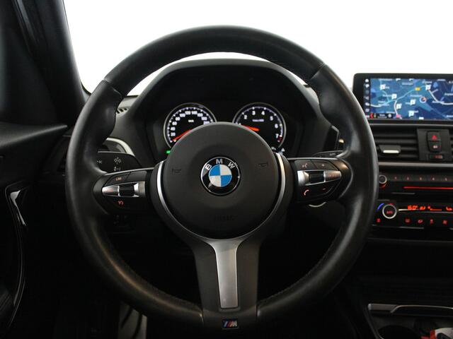 BMW 1-SERIE 118i Edition M Sport Shadow High Executive | M- pakket | Panormadak |