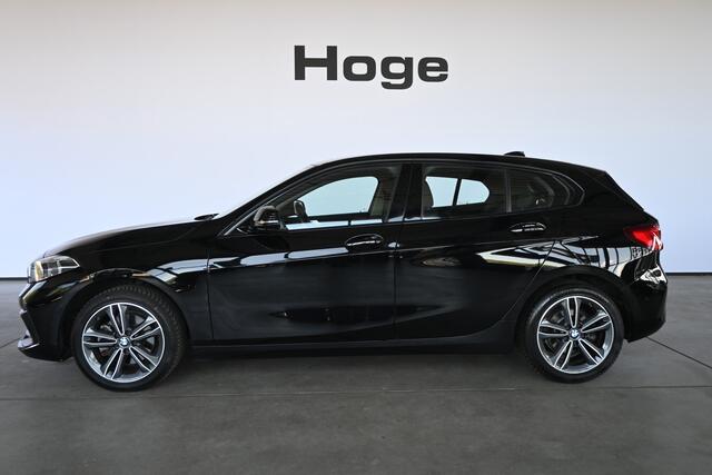 BMW 1-SERIE 118i Executive Clima Cruise Led Navigatie Camera 100% Onderhouden! Inruil Mogelijk!