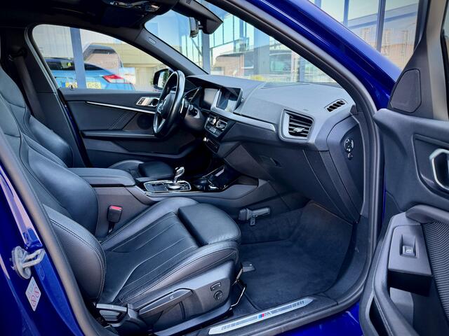BMW 1-SERIE 120i Executive M-line LEDER PANODAK