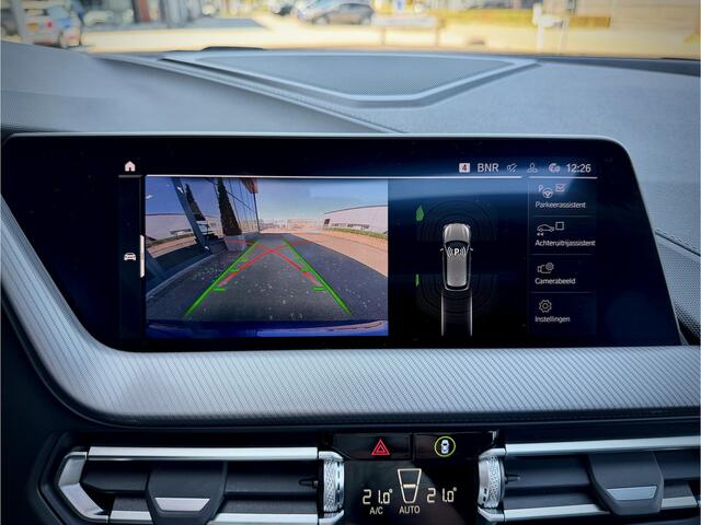 BMW 1-SERIE 120i Executive M-line LEDER PANODAK