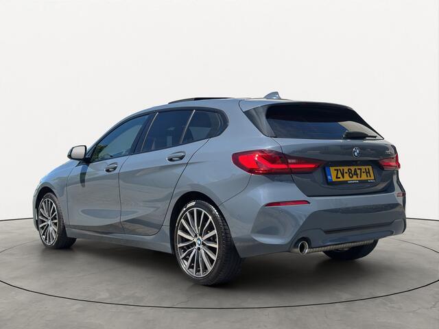 BMW 1-SERIE 118i 140PK High Executive Pano Harman-Kardon Head-UP