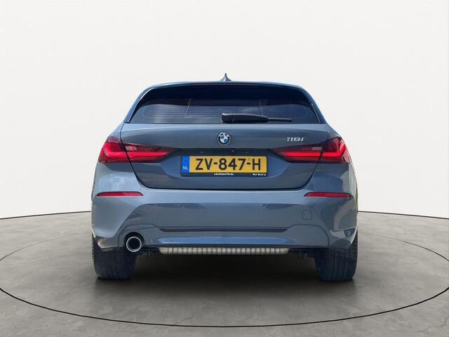 BMW 1-SERIE 118i 140PK High Executive Pano Harman-Kardon Head-UP