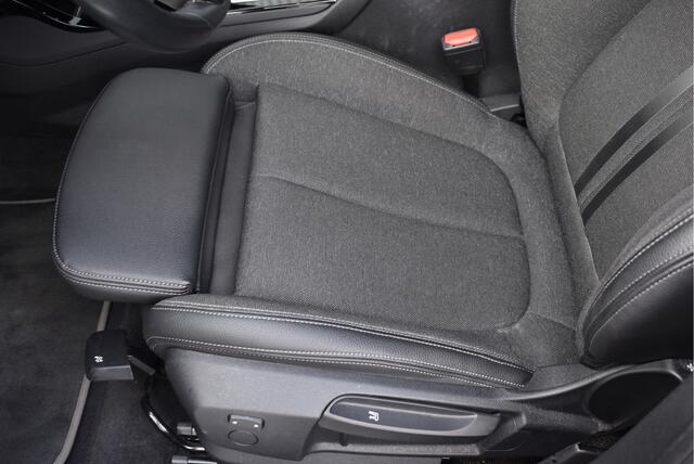 BMW 1-SERIE 118i Executive Edition Sport Line NAP, Automaat, Sportstoelen, Navi