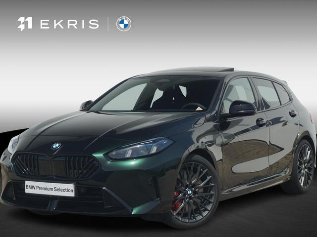 BMW 1-SERIE 5-deurs 120 | M Sportpakket Pro | Panoramadak | Harman-Kardon | Driving Assistant Plus | Elektrisch verstelbare stoelen
