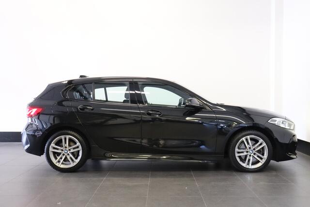 BMW 1-SERIE 118i Business Edition Plus M-Sport Dealer OH | Leder | Navi | Cruise | Carplay | Sfeer | €18.900,- incl. BTW