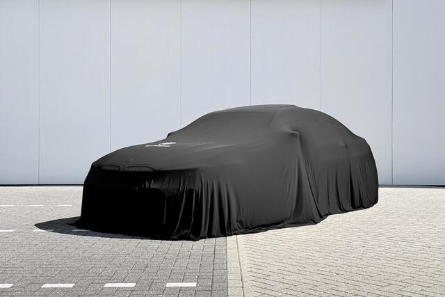 BMW 1-SERIE 120 | M Sport | Panoramadak | Premium Pack |