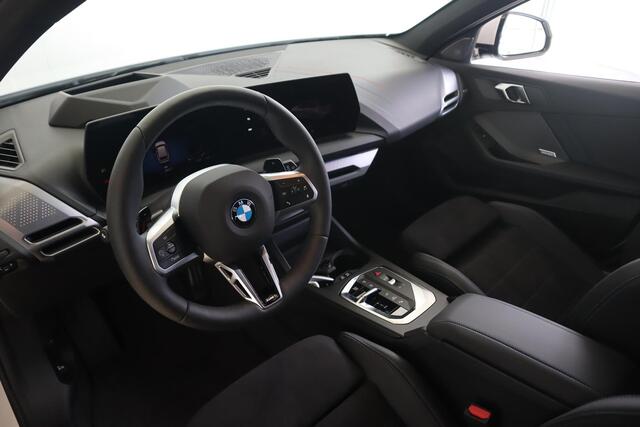 BMW 1-SERIE 123 xDrive | M Sportpakket Pro | Harman Kardon | Head-Up Display | M Adaptief onderstel | Driving Assistant Plus