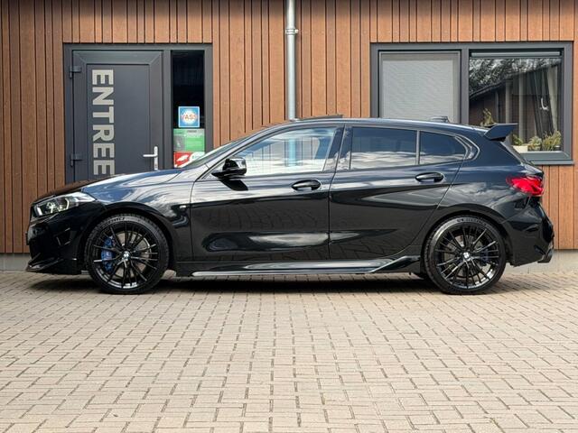 BMW 1-SERIE M135I XD. HIGH EXEC Pano Schaalstoelen Memory Head-Up