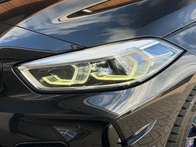 BMW 1-SERIE M135I XD. HIGH EXEC Pano Schaalstoelen Memory Head-Up