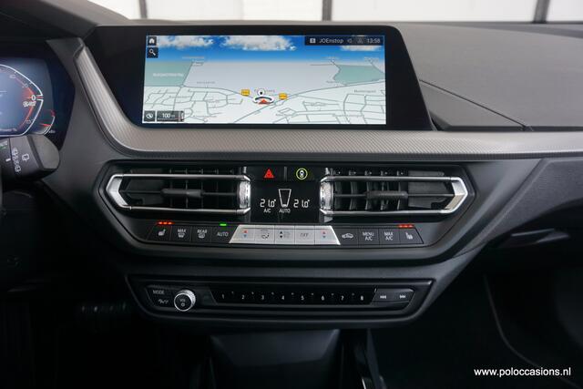 BMW 1-SERIE 118i Carplay | Sportinter | Camera | Stoelverwarming