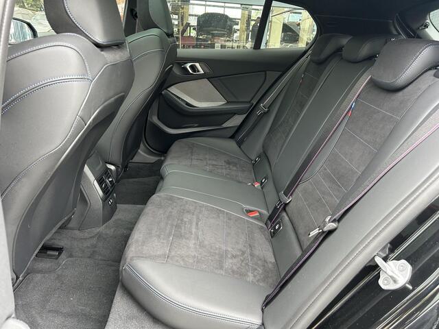 BMW 1-SERIE 123 xDrive | Panoramadak | Harman Kardon | Head Up | Camera