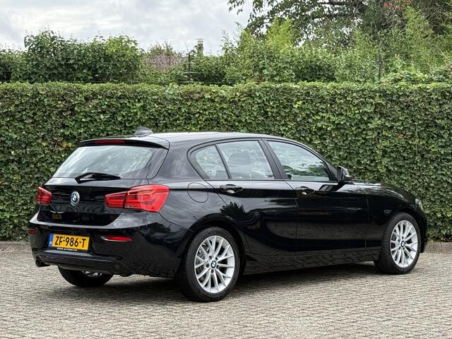 BMW 1-SERIE 118i | Sport Line | Harman/Kardon | Apple CarPlay | M-Sportstuur | Navi. Prof.