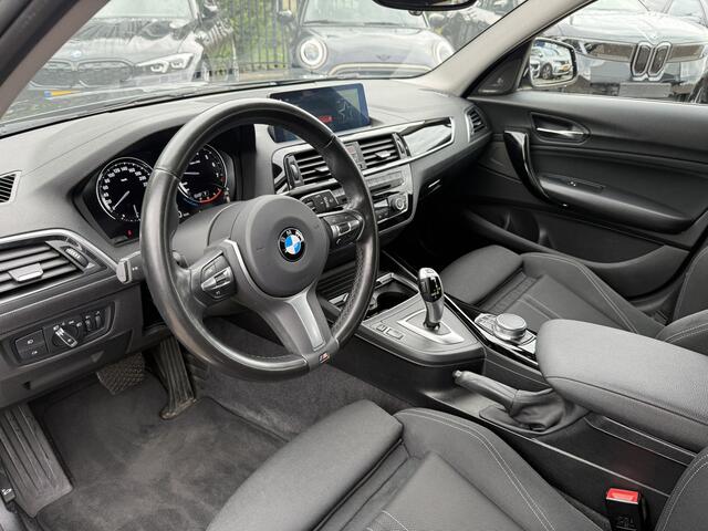 BMW 1-SERIE 118i | Sport Line | Harman/Kardon | Apple CarPlay | M-Sportstuur | Navi. Prof.