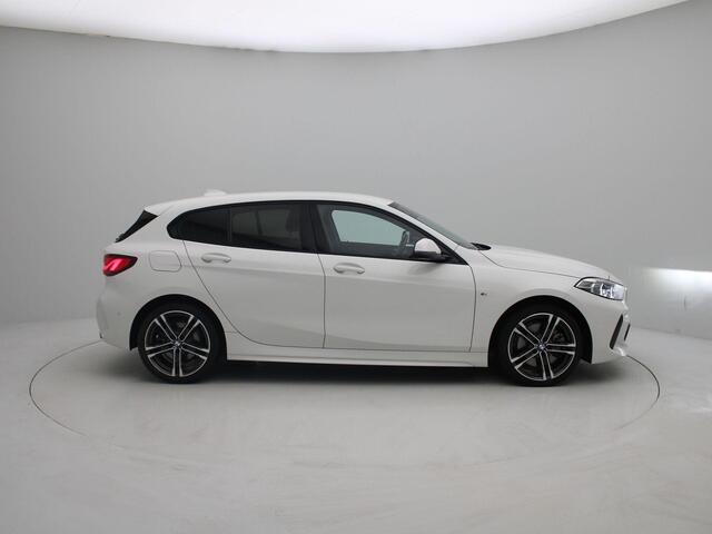 BMW 1-SERIE 120i Executive Edition | M-Sport Pakket | LM-Velgen | Half Leder | Climate Controle | 178PK