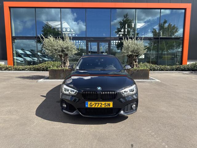 BMW 1-SERIE 118i Edition M Sport Shadow High Executive. Apple Carplay!